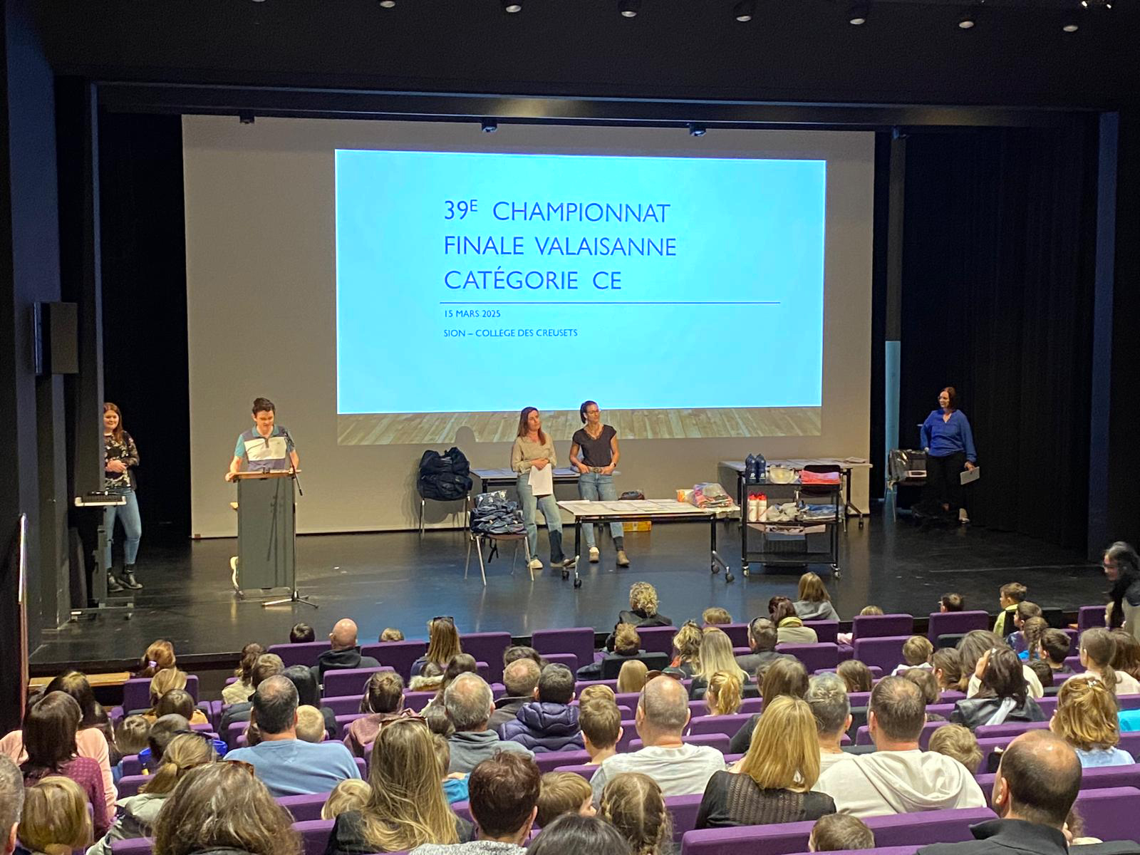 40e Championnat des jeux mathématiques et logiques